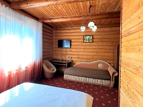 комерційна за адресою Івана Франка вул., 21Б