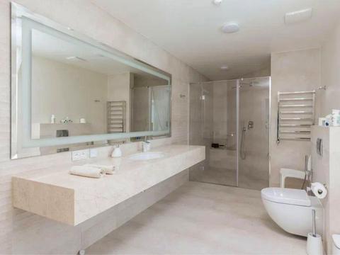 будинок за адресою Богдана Ступки пров.