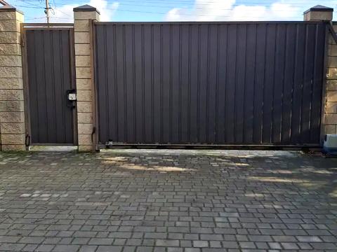 будинок за адресою Садова