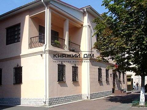 комерційна за адресою Спаська вул., 24/15
