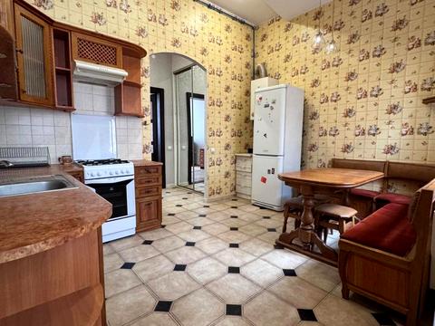 квартира за адресою Коротка вул., 2