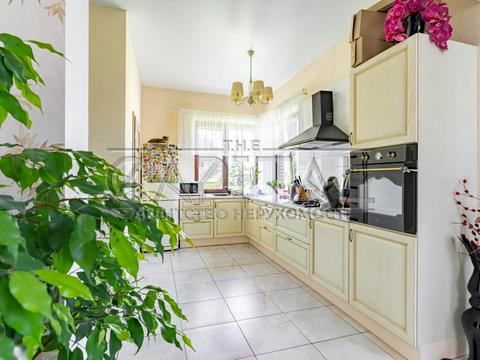 будинок за адресою Дніпровська вул.