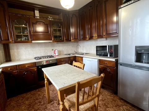 квартира по адресу Печерский спуск, 8