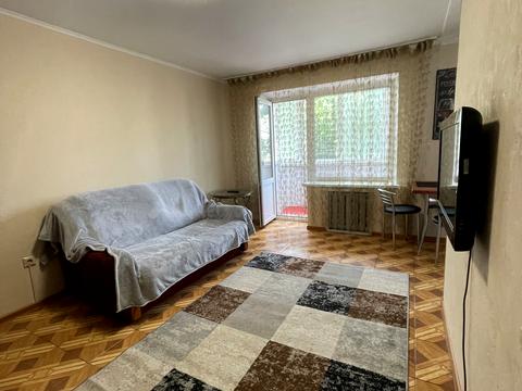 квартира за адресою Кам'янецька вул., 65