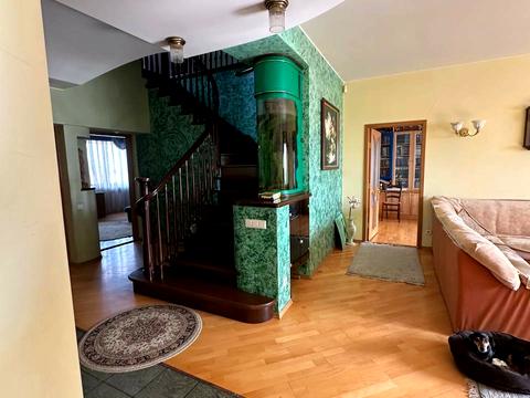 квартира за адресою Володимира Моссаковського вул. (Клари Цеткін), 8