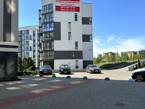 комерційна за адресою Лісківська вул., 37