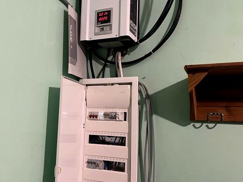 будинок за адресою Небесної Сотні просп. (Маршала Жукова)