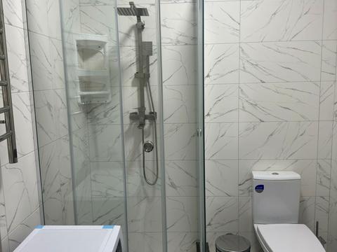 квартира за адресою Домбровського вул., 3
