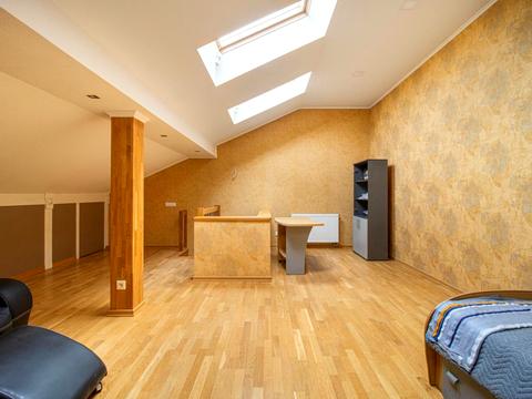 квартира по адресу Дмитрия Яворницкого ул., 42