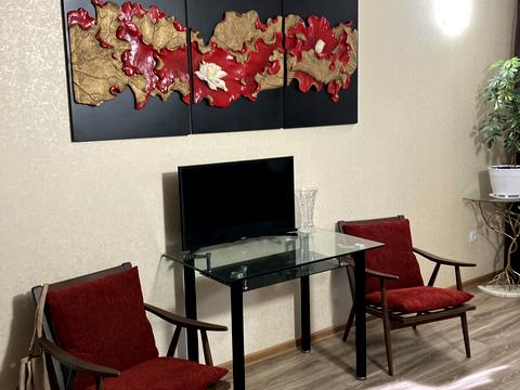 квартира по адресу Героев Крут ул. (Валентини Терешкової), 4