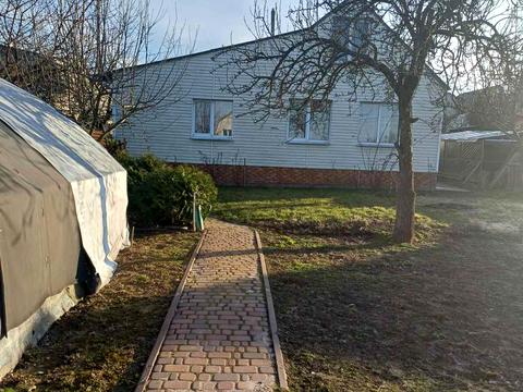 будинок за адресою Відродження вул.