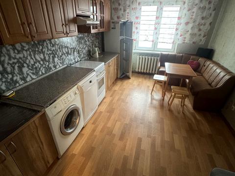 квартира по адресу Урловская ул., 15