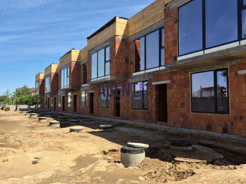 будинок за адресою Зоряна вул.