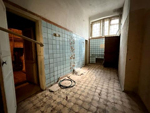 комерційна за адресою Павла Тичини вул. (Валдайська), 26