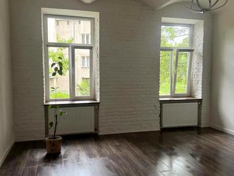 квартира за адресою Уласа Самчука вул. (улица Пархоменко), 133