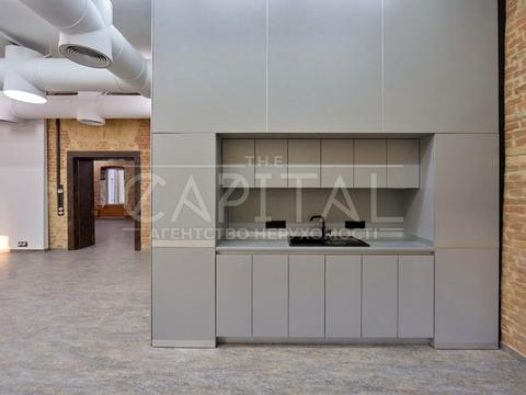 коммерческая по адресу Большая Васильковская ул. (Красноармейская), 33