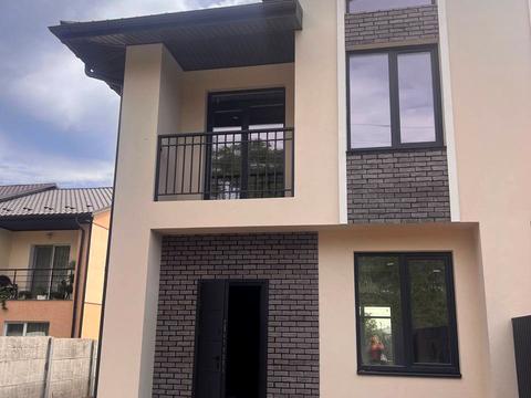 будинок за адресою Незалежності, 1