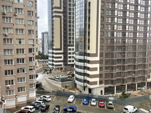 квартира за адресою Середньофонтанська вул., 19в