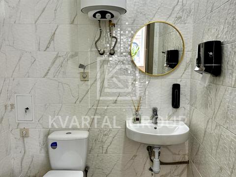 комерційна за адресою Івана Кожедуба вул., 8А