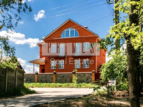 дом по адресу Школьная ул., 8