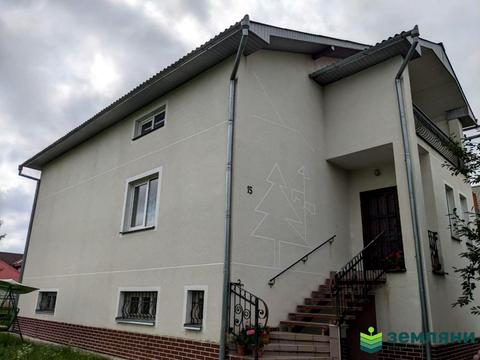 дом по адресу Вільна