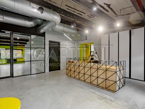 комерційна за адресою Велика Васильківська вул. (Червоноармійська), 55-А