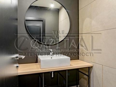 комерційна за адресою Велика Васильківська вул. (Червоноармійська), 55-А