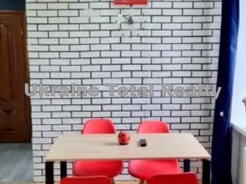 квартира за адресою Гетьмана Кирила Розумовського вул. (Миколи Краснова), 12-А