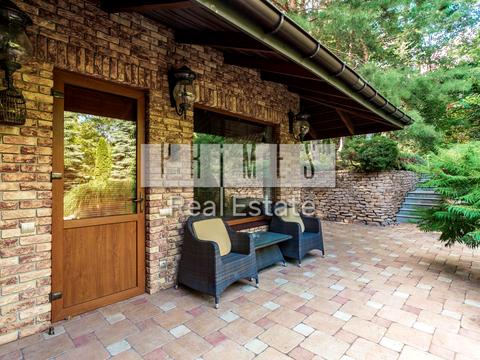 будинок за адресою Осіння