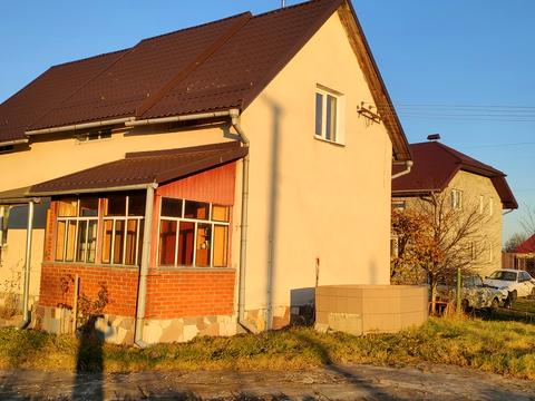 будинок за адресою Спортивна