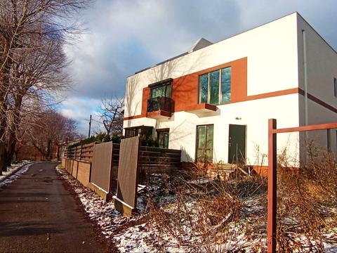 будинок за адресою 65-та Садова вул., 1Б