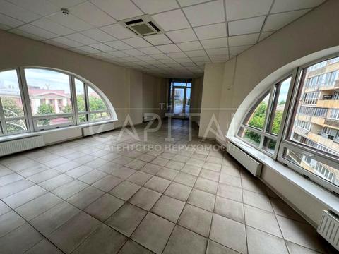 комерційна за адресою Київ, Лесі Українки бульв., 30-Б