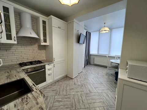 квартира за адресою Абрикосова вул., 3