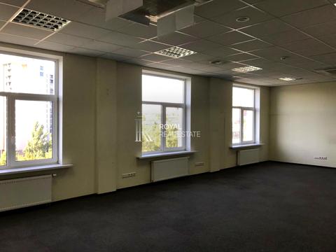 коммерческая по адресу Киев, Николая Михновского бульв. (Дружбы Народов), 19