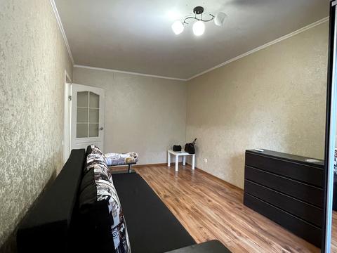 квартира по адресу Гвардейцев-Широнинцев ул., 27