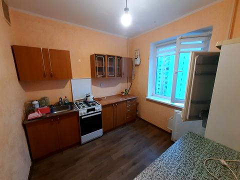 квартира за адресою Вишняківська вул., 12