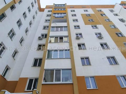 квартира за адресою Льва Ландау, 52А