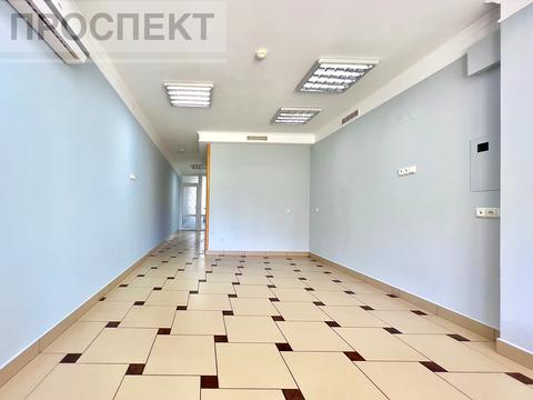 комерційна за адресою Герасима Кондратьєва вул. (Кірова), 144/3