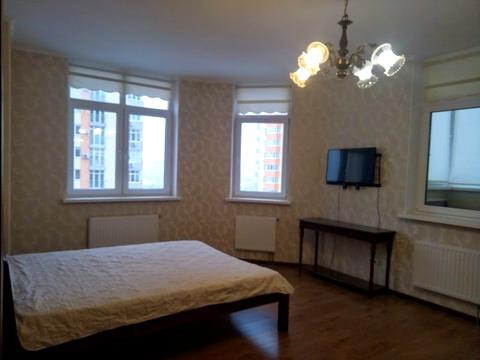 квартира за адресою Сім'ї Кульженків вул. (Петра Дегтяренка), 35