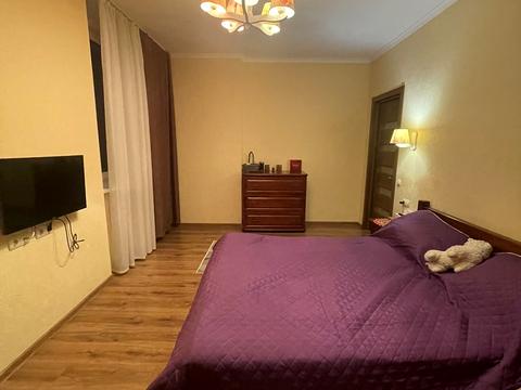 квартира за адресою Анни Ахматової вул., 30