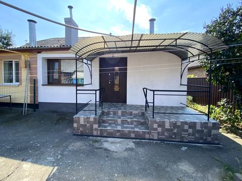 будинок за адресою Василя Сильвестрова вул. (Серафимовича), 56