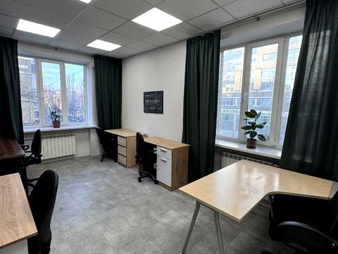 коммерческая по адресу Леси Украинки бульв., 6