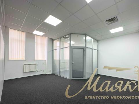 коммерческая по адресу Героїв Космосу ул., 4