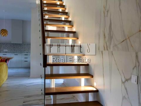 будинок за адресою Набережна вул.