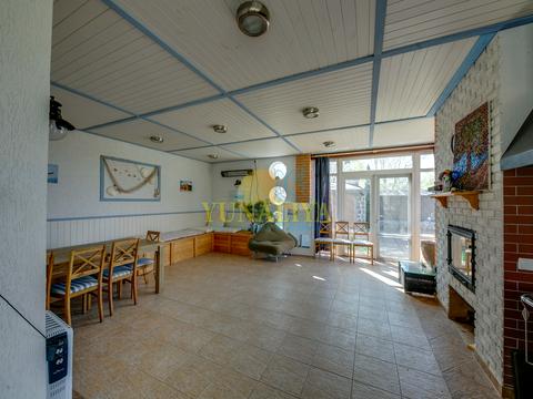 будинок за адресою Вишневе містечко