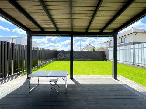 будинок за адресою Вишнева вул.