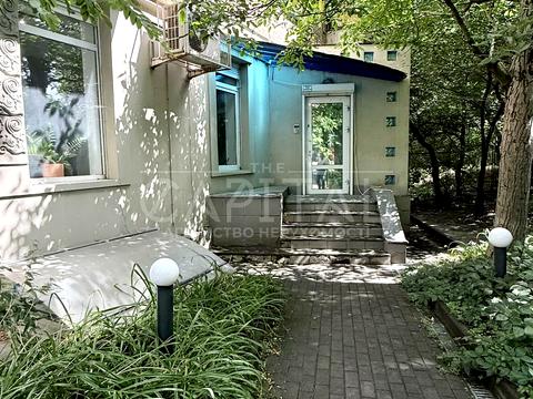 коммерческая по адресу Евгения Коновальца ул. (Щорса), 26