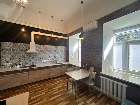 квартира по адресу Бунина ул. (Буніна), 4