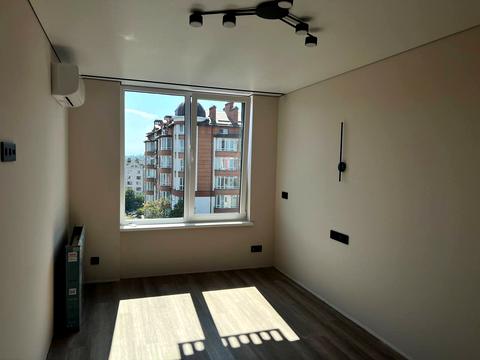 квартира за адресою Степана Бандери вул., 77-Б