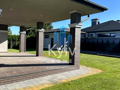 дом по адресу вул. Велика Набережна